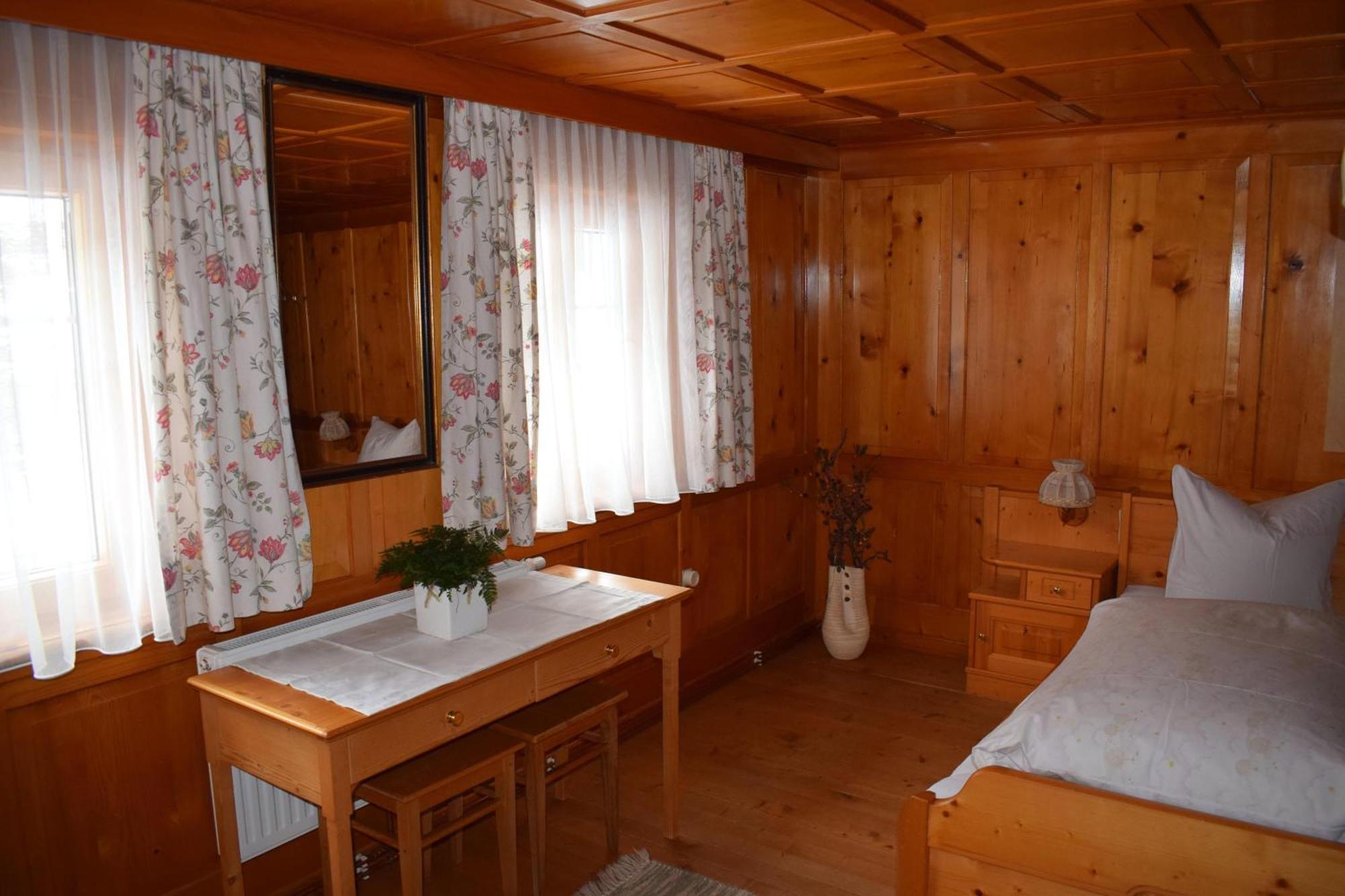 Landhaus Brif Schruns Ngoại thất bức ảnh